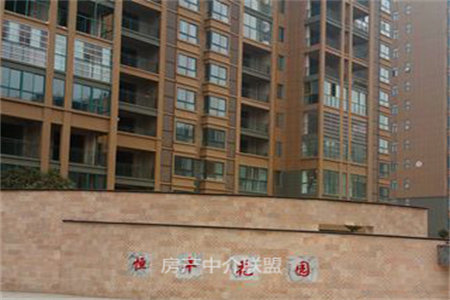 正大文苑，130m2套三带车库，全明户型，南北通透